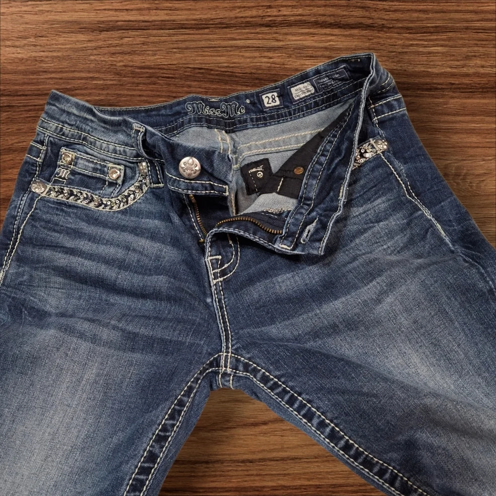 Miss Me Easy Straight Embellished Mid-Rise Blue Jeans Women Size 28 - Picture 5 of 16